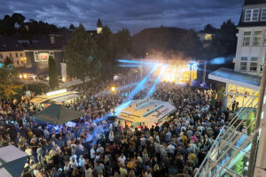 rathausplatz open air bergneustadt 2023 ntoi 06 live acts oberberg