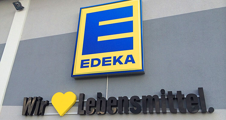 Eltern aufgepasst! Edeka warnt vor gefälschten 250-Euro-Gutscheinen auf Facebook. Schulkinder im Visier