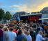 live Treff Drolshagen: Dukes Trio begeisterte Rockfans auf dem Marktplatz. Live-Musik bei 23 Grad ohne Eintritt